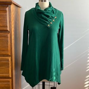 Cestyle green tunic sweater